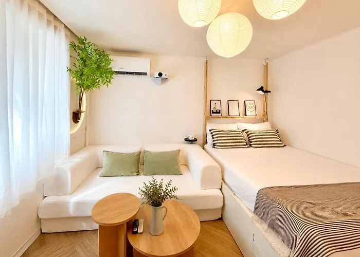 New Open - Bright Private Near Jamsil, Coex, Lotte Tower, Kspo アパート